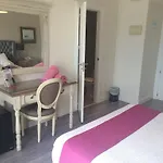 Hotel Javea 호텔 2*