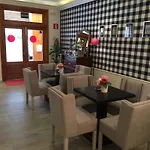 Hotel Javea 호텔 2*