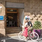 Hotel Javea 호텔 2*