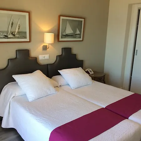 Hotel Javea Хавеа