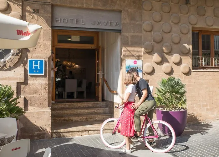 Hotel Javea מלון 2*